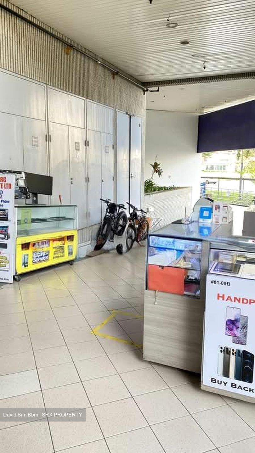 Sim Lim Square (D7), Retail #557743851